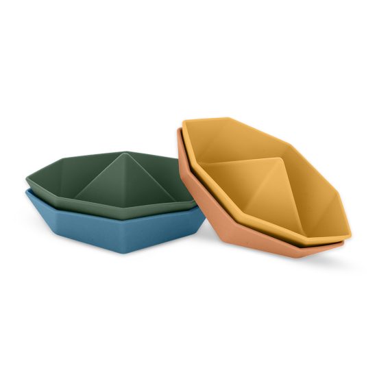 PETITE e MARS Silicone bath toys Ships 4 pcs 6m+